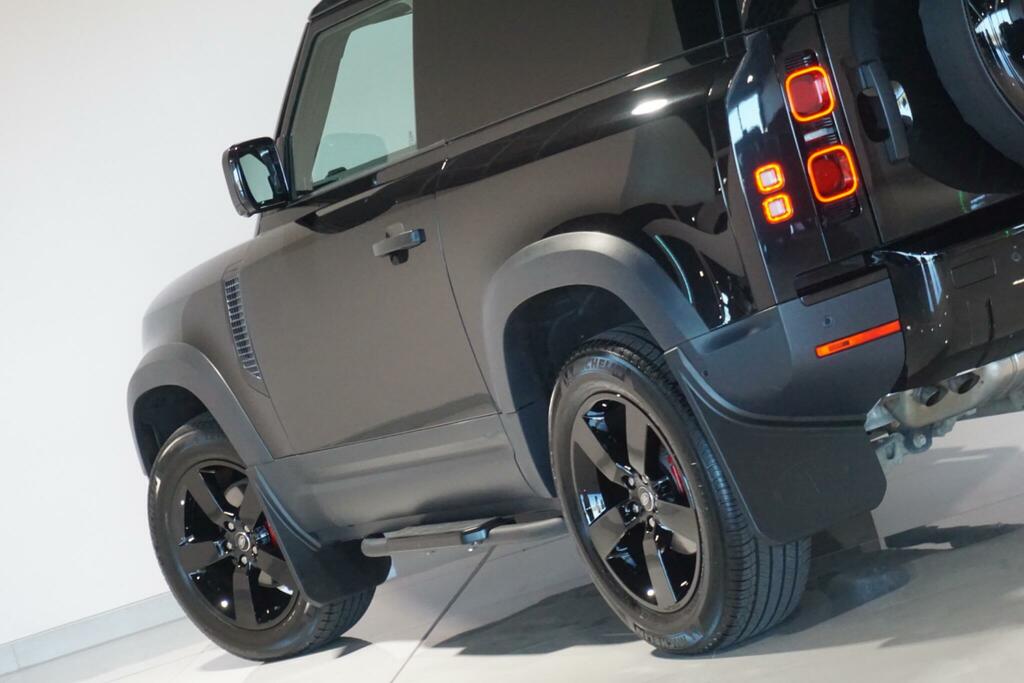 Land Rover Defender 90 X-dynamic Hse Blue #34