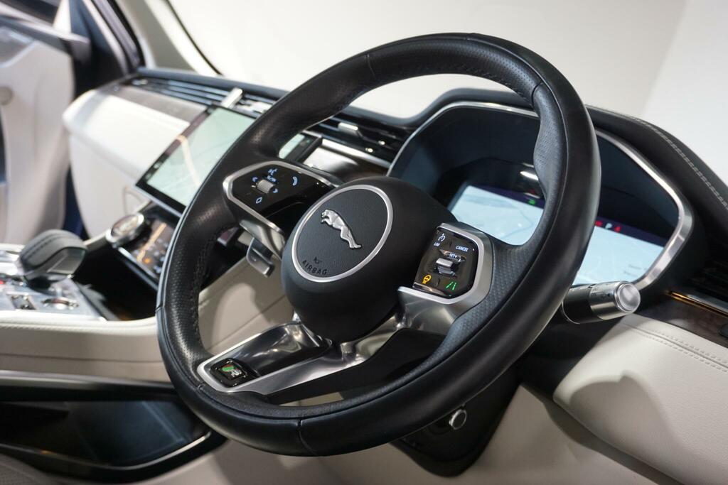 Jaguar F-Pace 2 L R-dynamic Se Black D Mhev Awda 4Wd #53