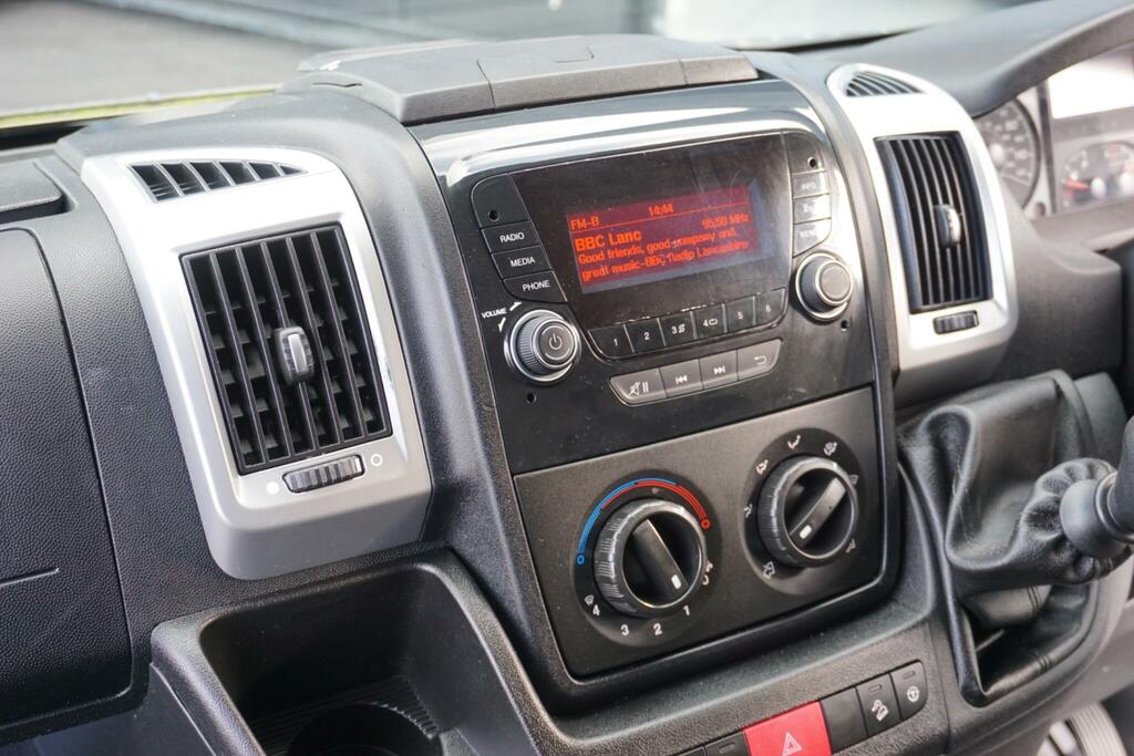 Fiat Ducato Carthago Malibu 640 Le Grey #40
