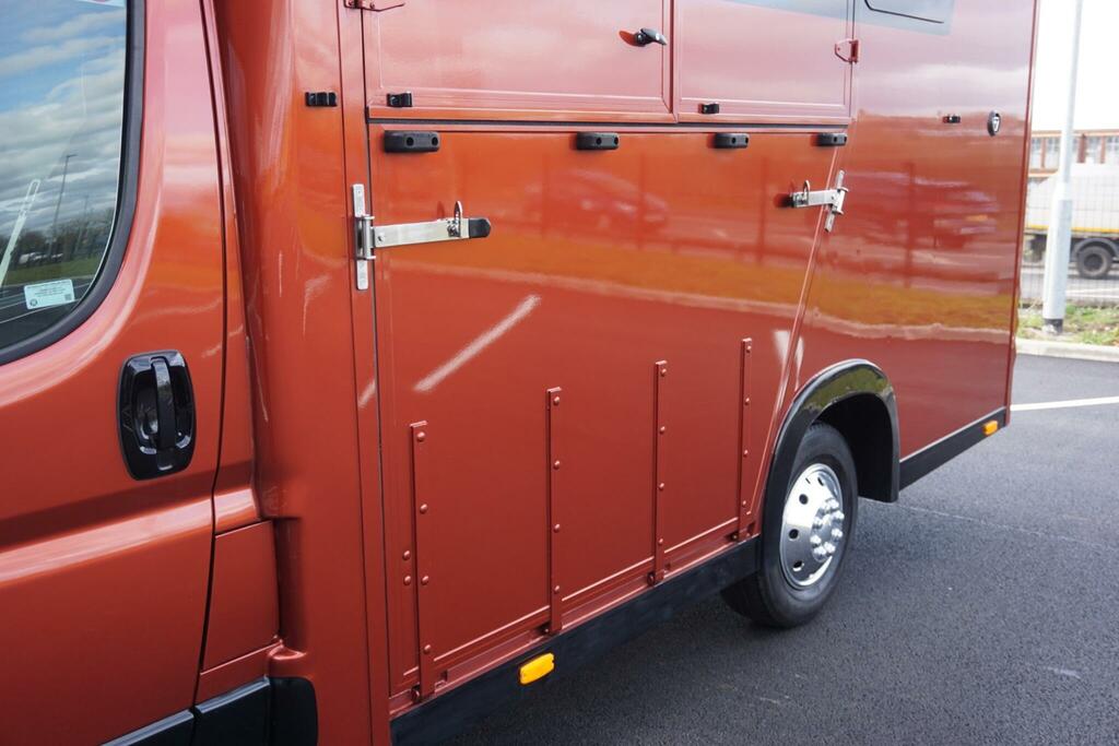 Fiat Ducato Carthago Malibu 640 Le Grey #50