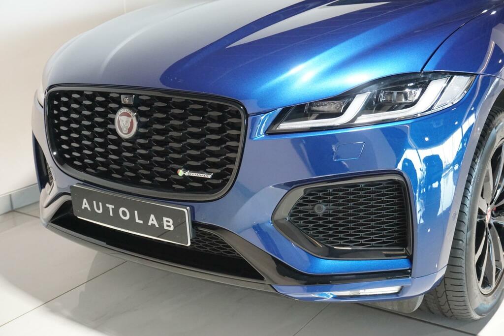 Jaguar F-Pace 2.0D 163 R-sport  #64