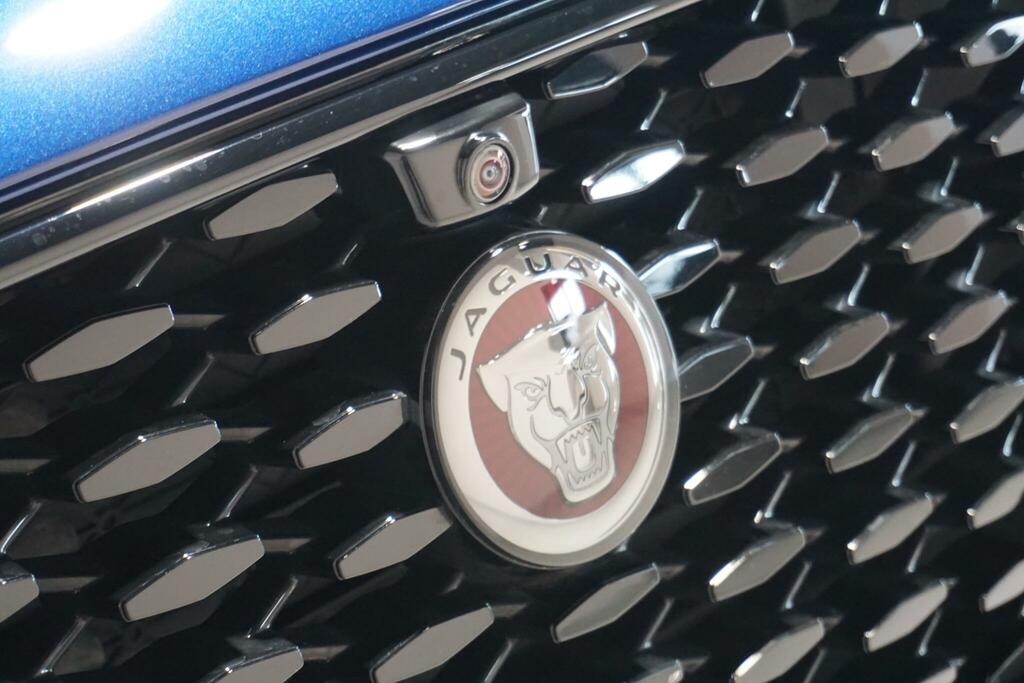Jaguar F-Pace 2.0D 163 R-sport  #72