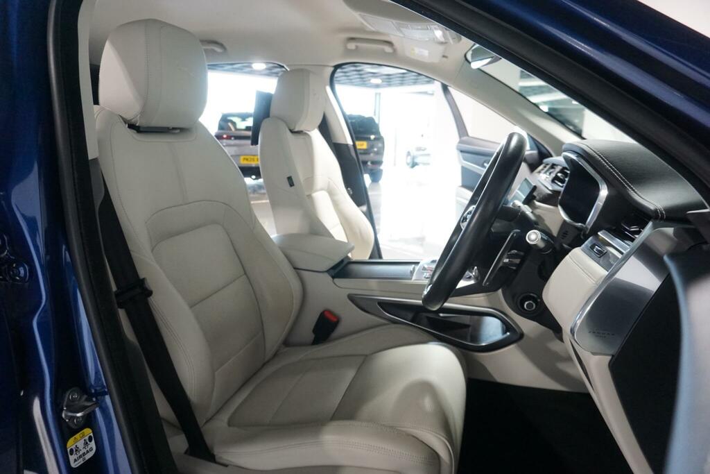 Jaguar F-Pace 2.0D 163 R-sport  #9