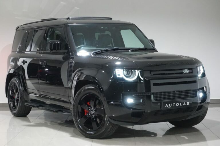 Land Rover Defender 110 3.0 D300 Mhev Black