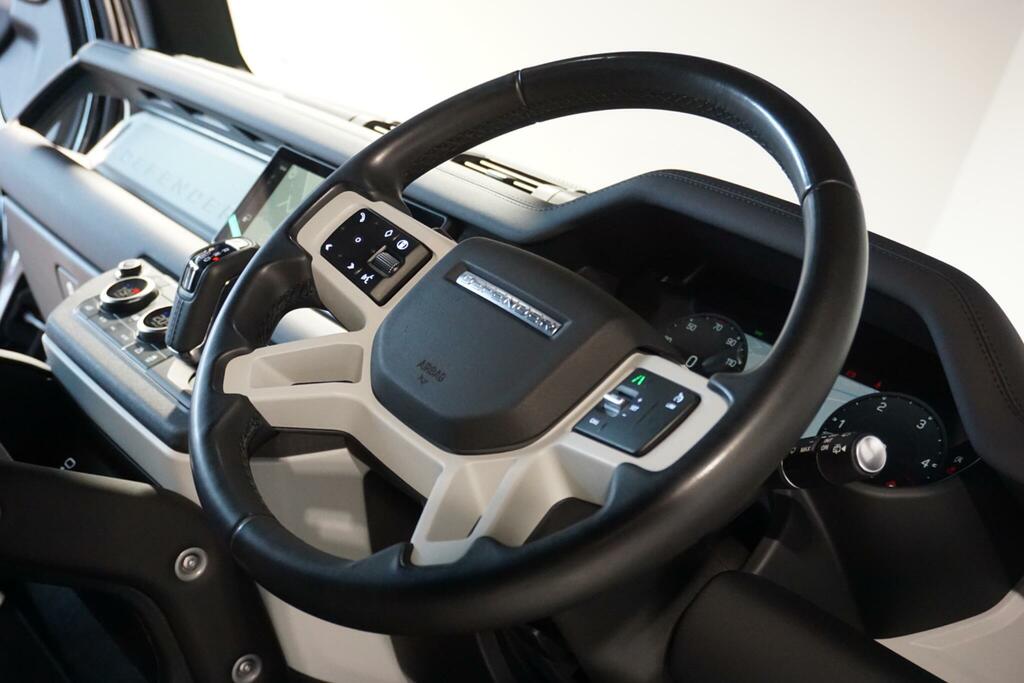 Land Rover Defender 90 X-dynamic Hse Blue #47