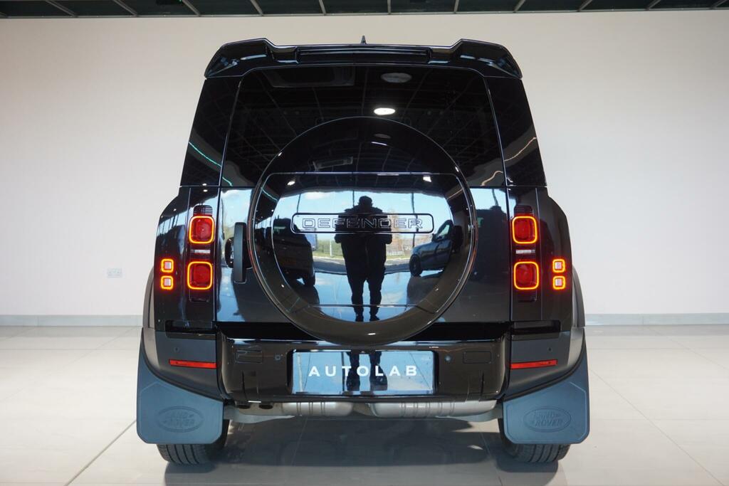 Land Rover Defender 90 X-dynamic Hse Blue #18