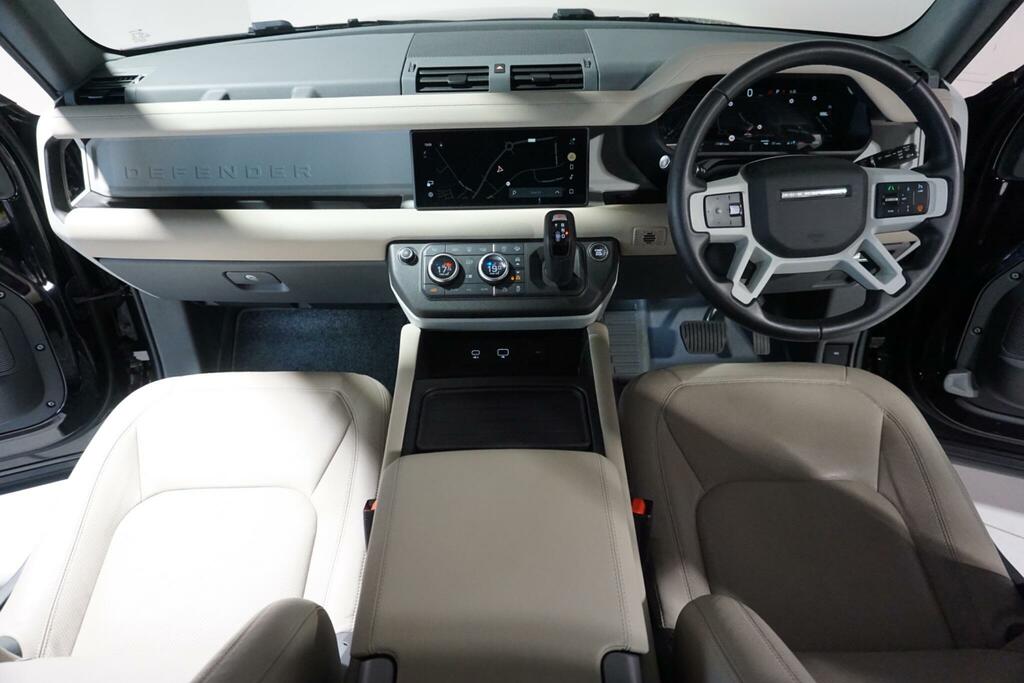 Land Rover Defender 110 3.0 D250 Mhev Black #5
