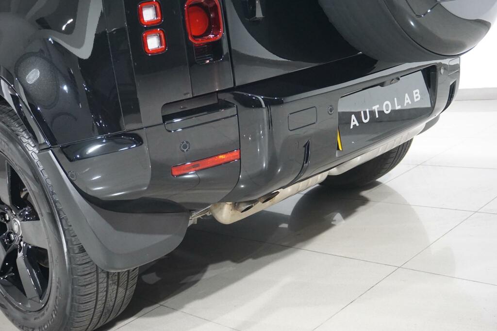 Land Rover Defender 110 D250 X-dynamic Se Silver #63