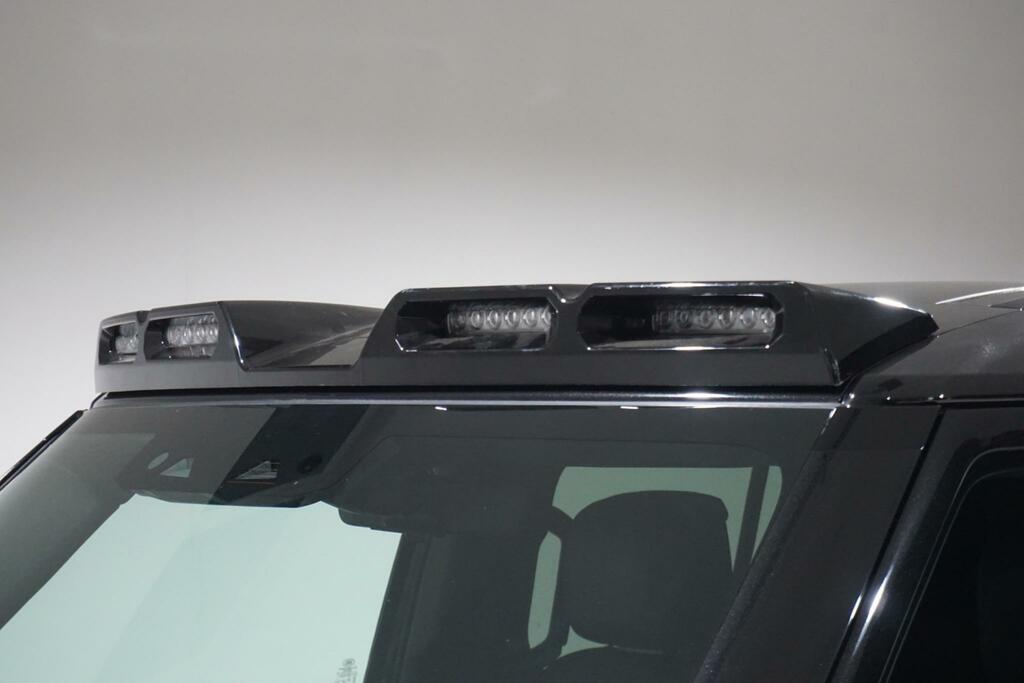 Land Rover Defender 110 D250 X-dynamic Se Silver #64