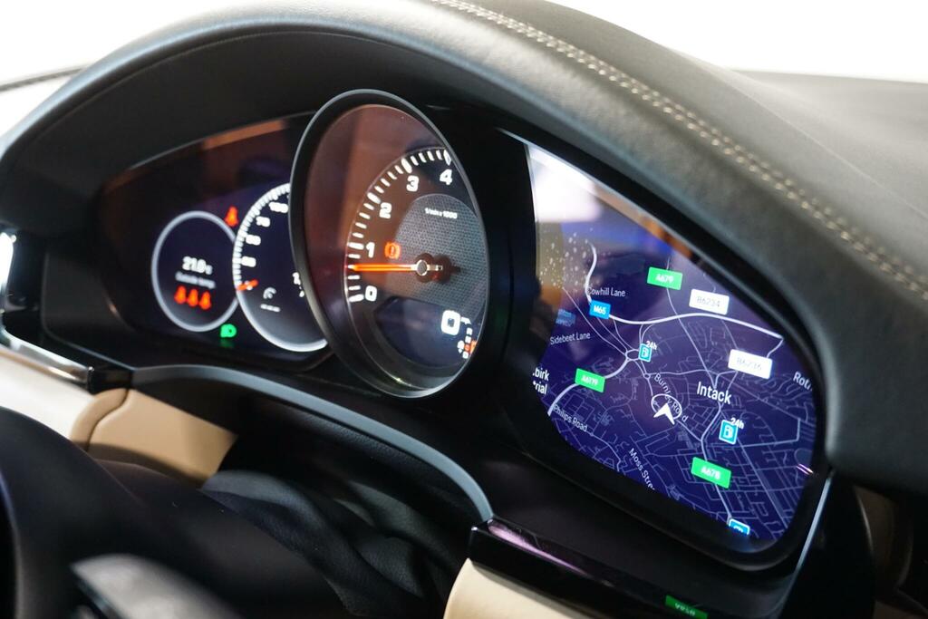 Porsche Cayenne 3.0 L V6 Platinum Edition E-hybrid A 4Wd #13