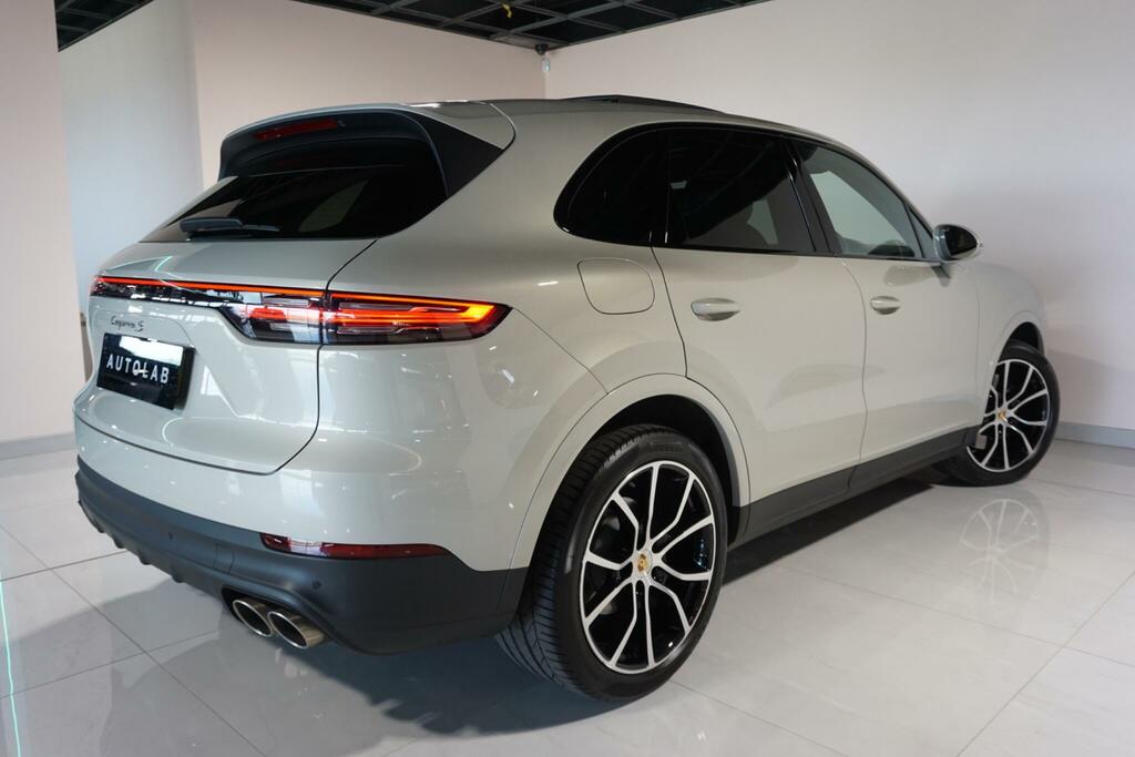 Porsche Cayenne 3.0 L V6 Platinum Edition E-hybrid A 4Wd #24