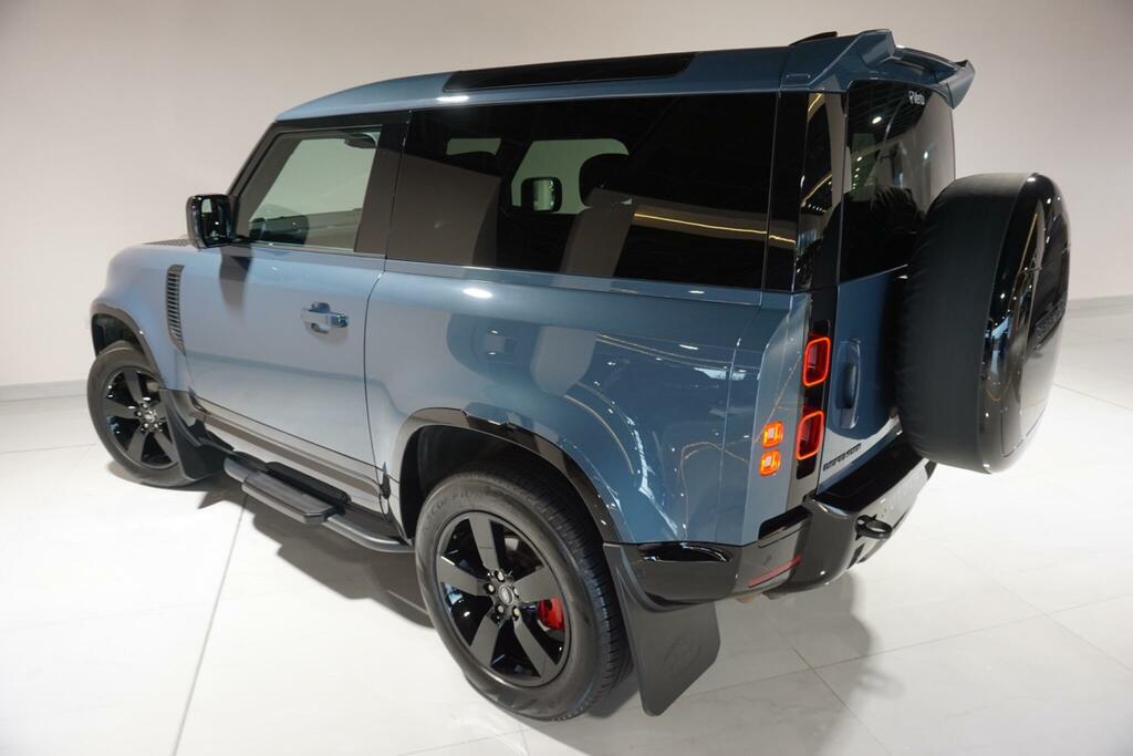 Land Rover Defender 90 Red Red #31