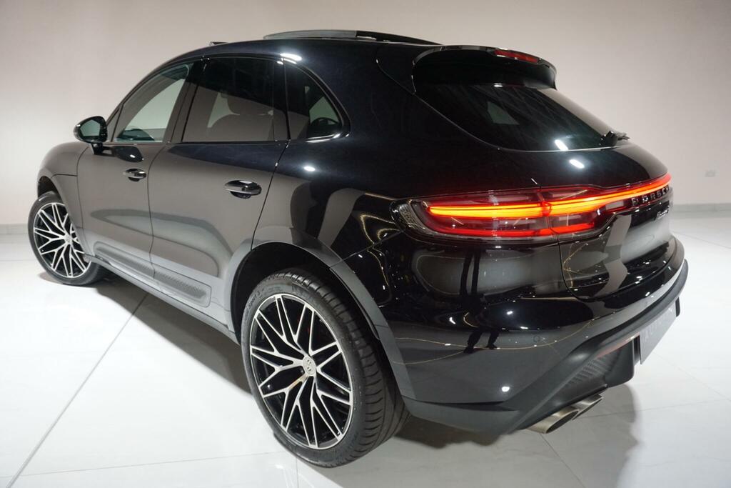 Porsche Macan 2.0T Suv Pdk 4Wd 252 Ps Blue #22