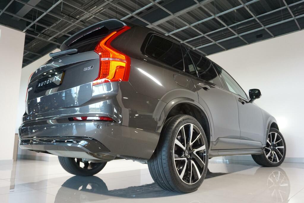 Volvo XC90 B5 Awd Plus Dark Black #28