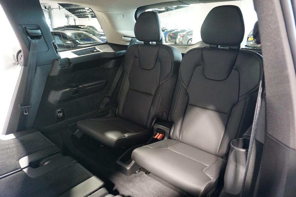 Volvo XC90 B5 Awd Plus Dark Black #13