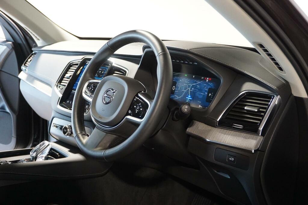 Volvo XC90 B5 Awd Plus Dark Black #11