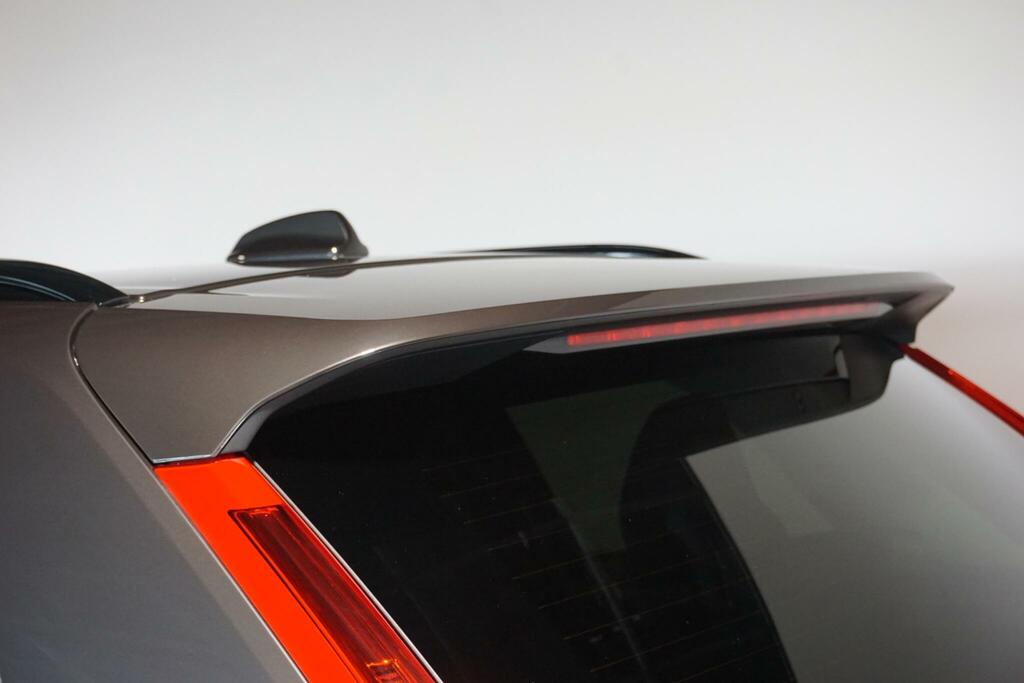 Volvo XC90 B5 Awd Plus Dark Black #77
