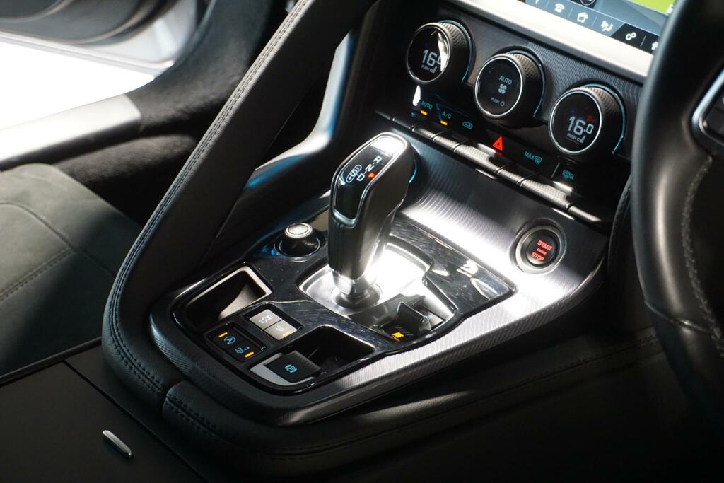 Jaguar F-Type 5.0 P450 Supercharged V8 R-dynamic Awd #54