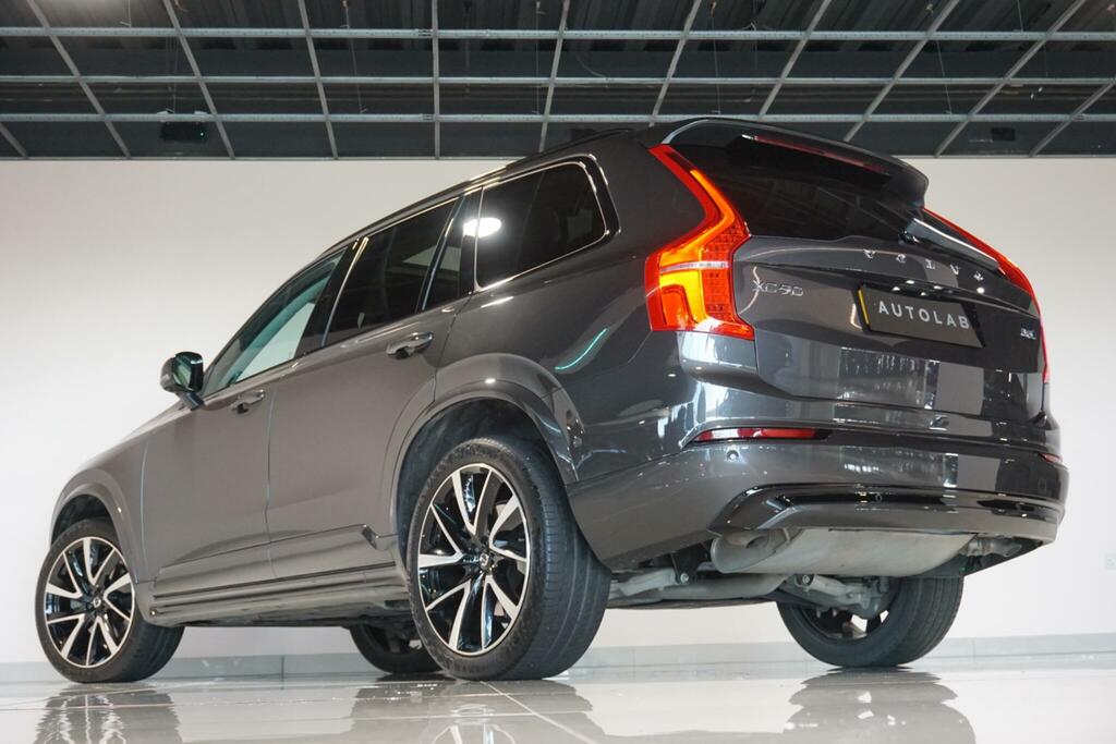 Volvo XC90 Estate Black #31