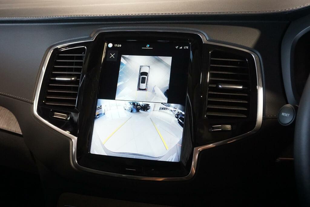 Volvo XC90 Estate Black #55