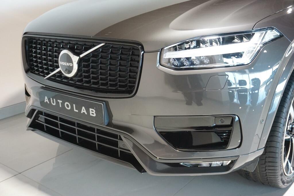 Volvo XC90 Estate Black #72