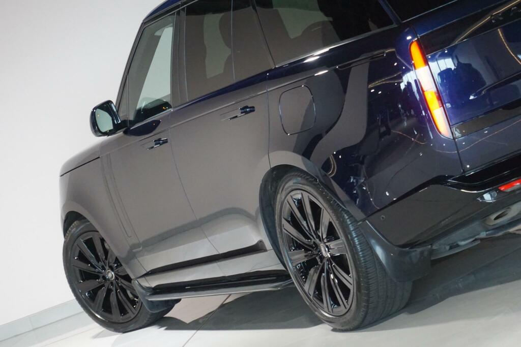 Land Rover Range Rover D300 Autobiography Blue #44