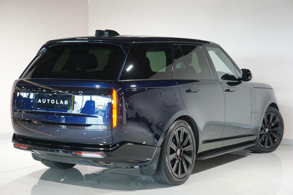 Land Rover Range Rover D300 Autobiography Blue #23