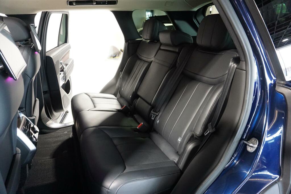 Land Rover Range Rover D300 Autobiography Blue #12