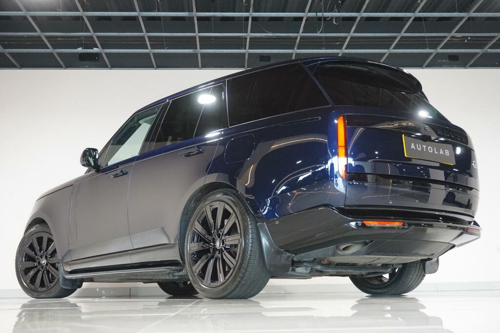 Land Rover Range Rover D300 Autobiography Blue #36