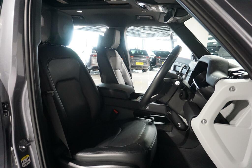 Land Rover Defender 110 Suv Grey #10