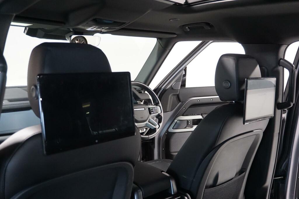 Land Rover Defender 110 Suv Grey #13