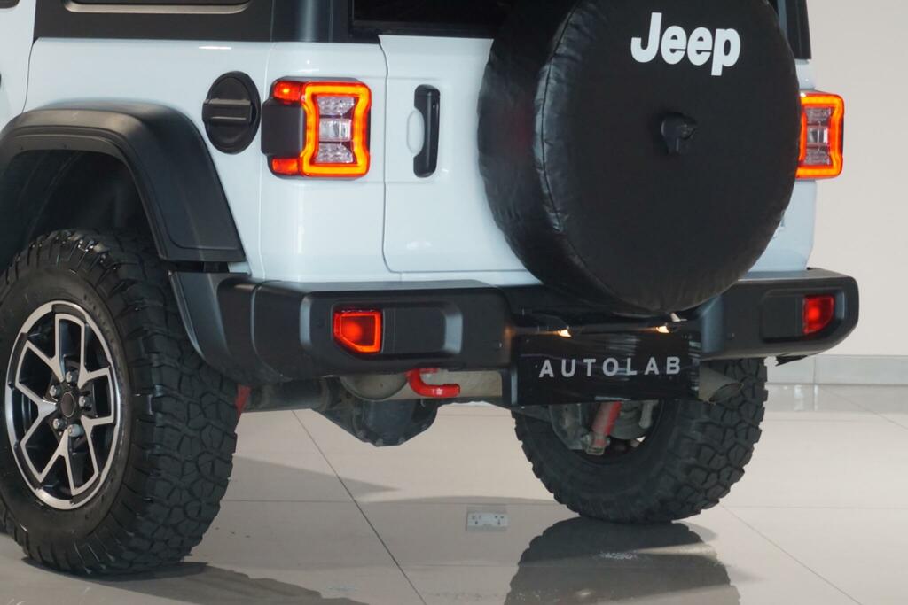 Jeep Wrangler 2.0 Gme Sahara Silver #35