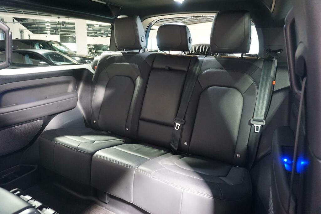 Land Rover Defender 90 D300 90 X-dynamic Hse Grey #10