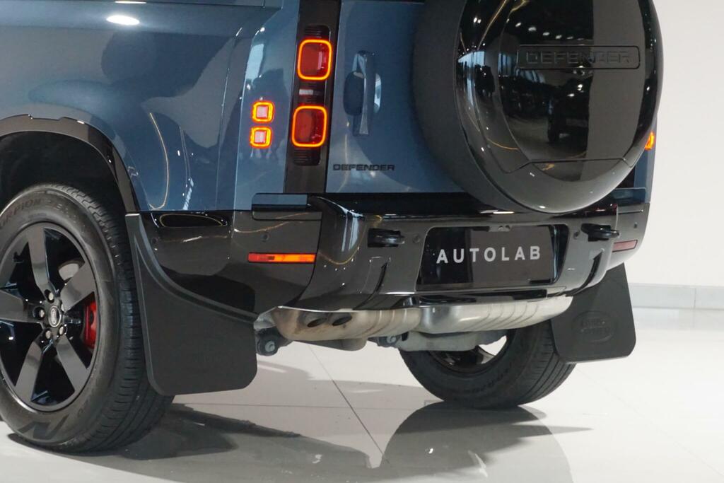 Land Rover Defender 90 D300 90 X-dynamic Hse Grey #39