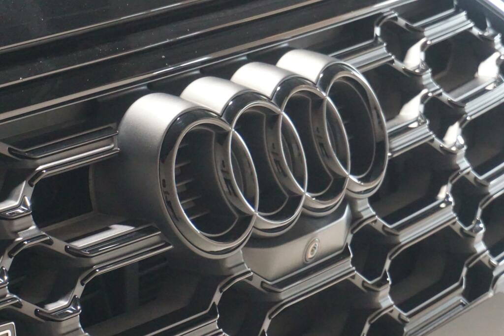 Audi Q5 S Line 2.0 Tfsi Quattro 252 Ps S Tronic Grey #76