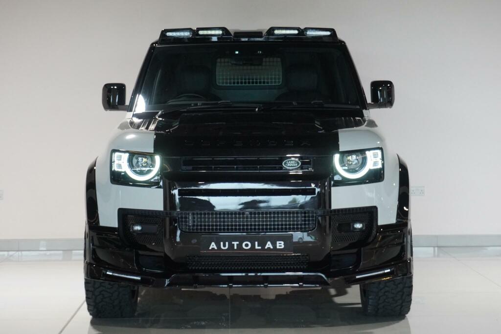 Land Rover Defender 90 3.0 D300 Mhev Grey #4