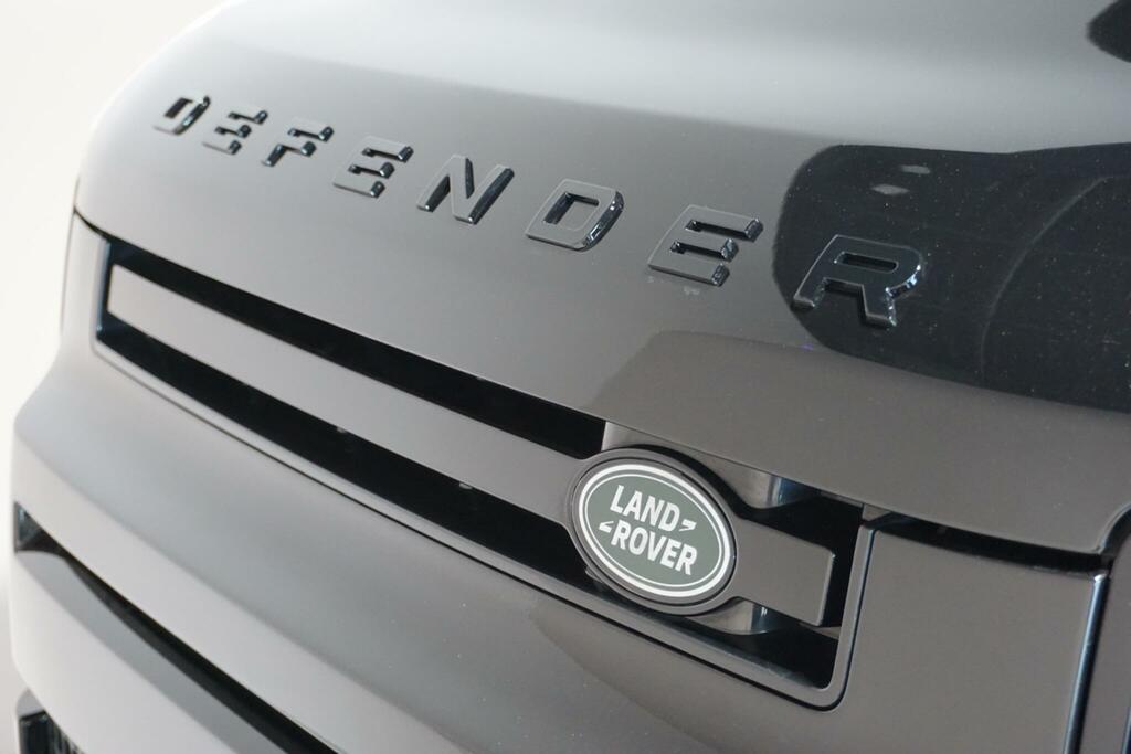 Land Rover Defender 90 2.2 Tdci Hard Top Green #64