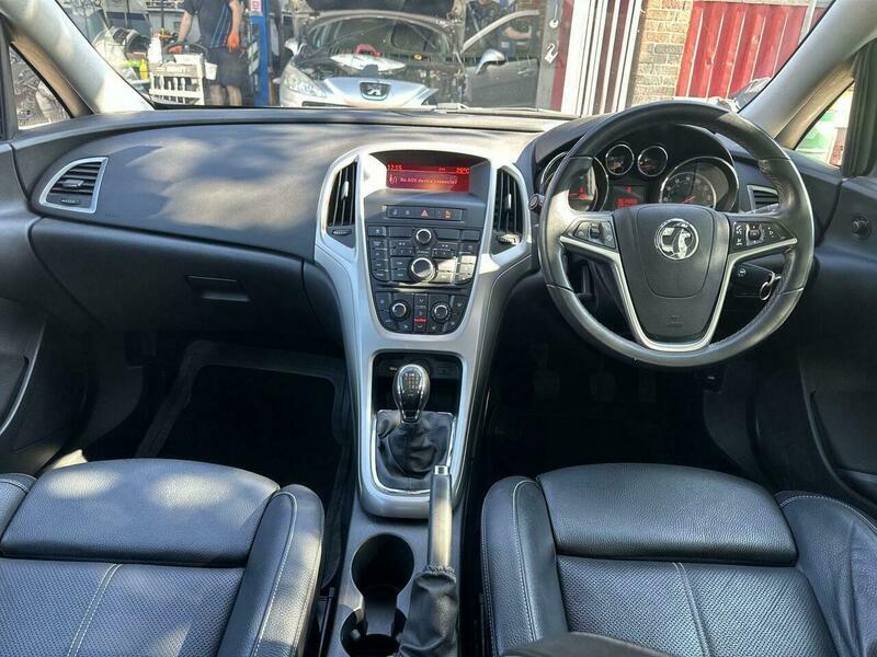 Vauxhall Astra 2.0 Cdti 16V Elite 165Ps Ss Sports Tour #14
