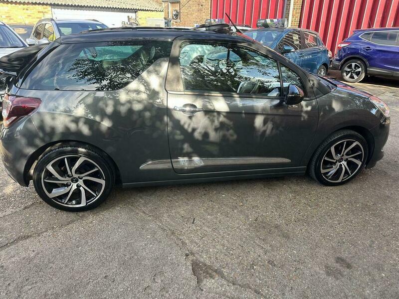 DS DS 3 Puretech Dstyle Silver #47