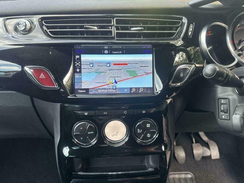 DS DS 3 Puretech Dstyle Silver #29