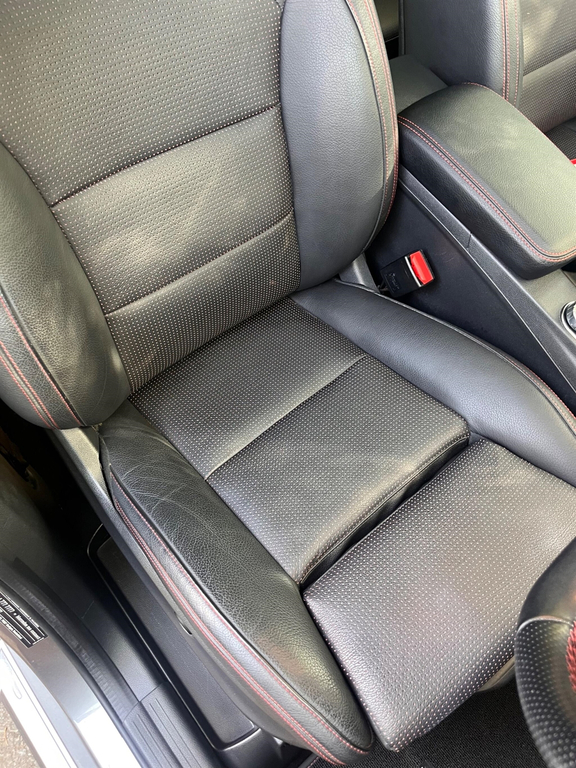 Mercedes-Benz B Class B180 Amg Line Premium White #25