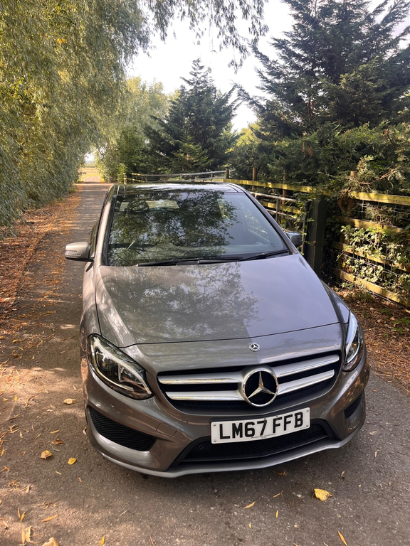 Mercedes-Benz B Class Mpv #4