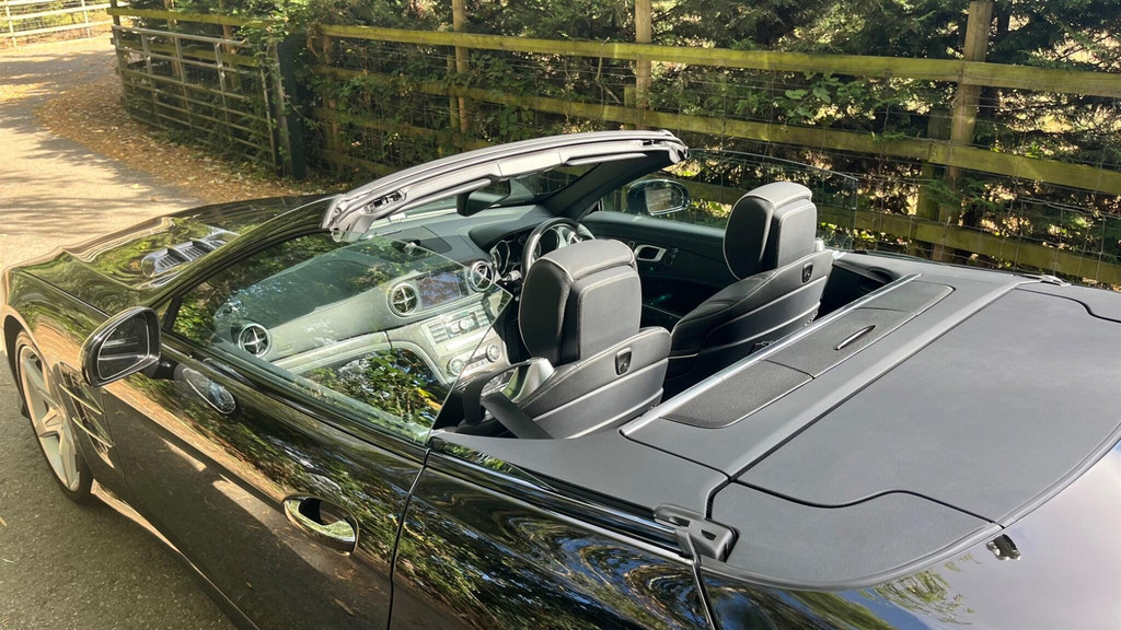Mercedes-Benz SL Class Convertible Black #23