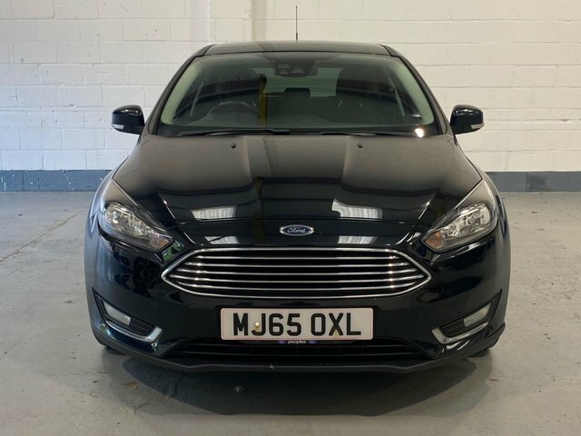 Ford Focus 2015 1.0T Ecoboost Titanium Hatchback M Black #4