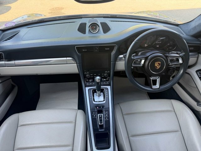 Porsche 911 911 Carrera 4S S-a Black #11