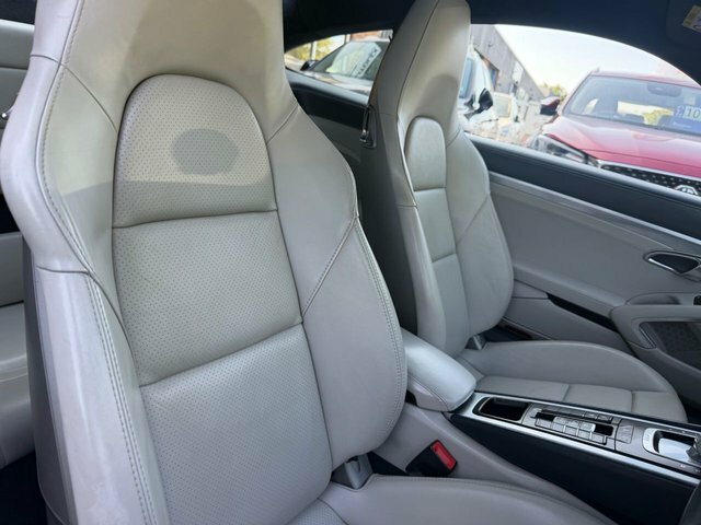 Porsche 911 911 Carrera 4S S-a Black #10