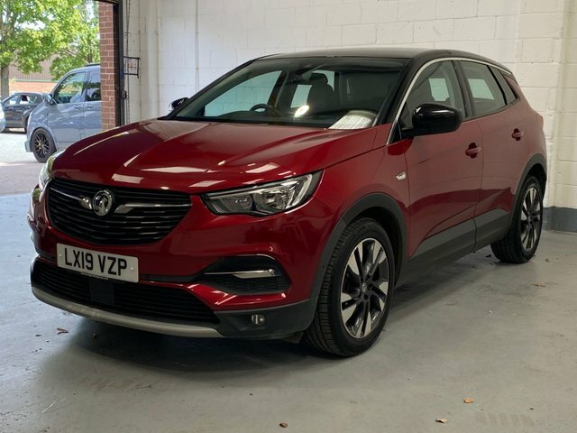 Vauxhall Grandland X 2019 1.2 Turbo Gpf Sport Nav Suv Red #3