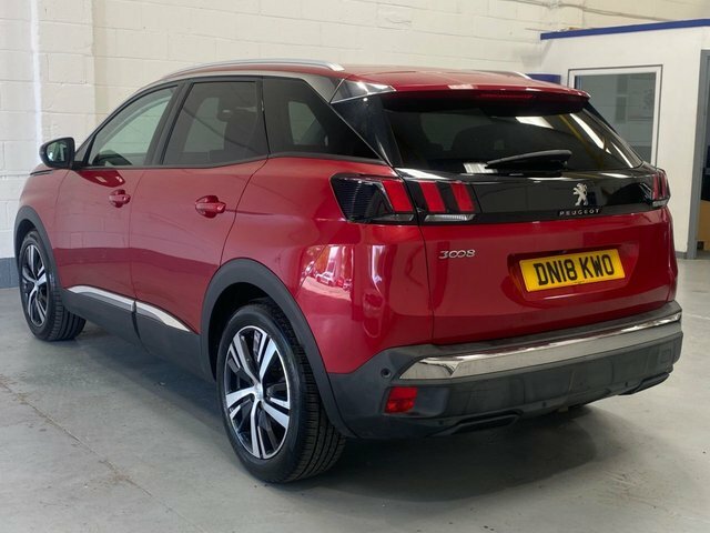 Peugeot 3008 2018 1.2 Puretech Allure Suv Eat Euro 6 Red #3