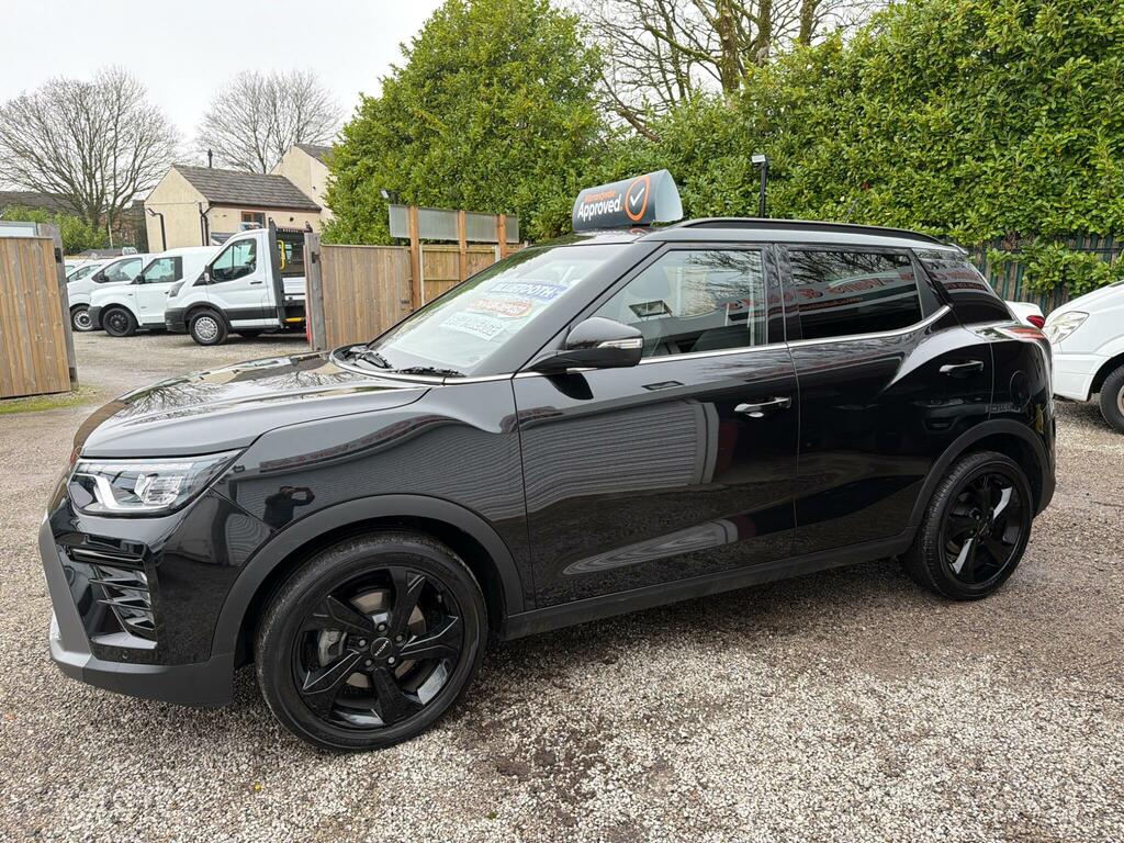 SsangYong Tivoli 1.5 K40 Euro 6 Ss HV25AJU Black #2