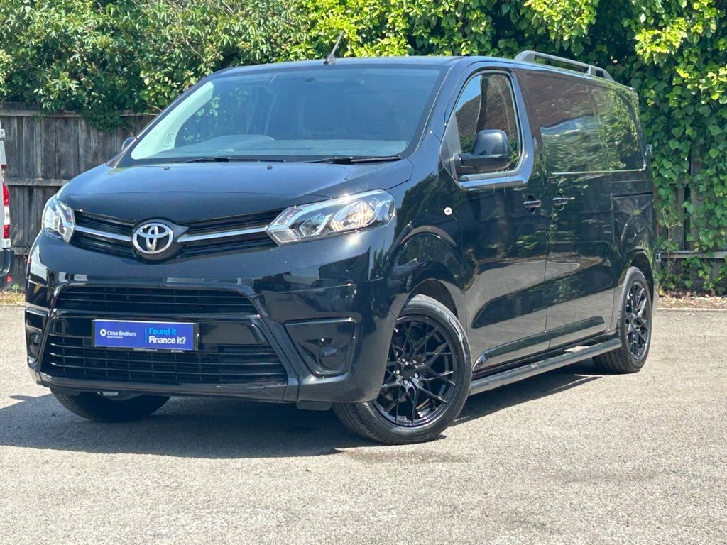 Toyota PROACE 1.5D Active Medium Panel Van 6Dr Mwb Black #3